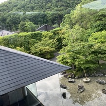 京都　北山モノリス（ＫＹＯＴＯ　ＫＩＴＡＹＡＭＡ　ＭＯＮＯＬＩＴＨ）の画像