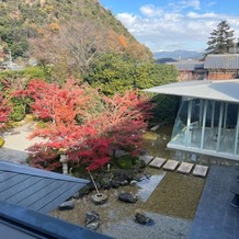 京都　北山モノリス（ＫＹＯＴＯ　ＫＩＴＡＹＡＭＡ　ＭＯＮＯＬＩＴＨ）の画像｜庭園