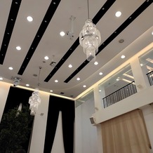 ヴィラ・グランディス　ウエディングリゾート　TOYAMAの画像｜天井