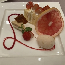 ヴィラ・グランディス　ウエディングリゾート　TOYAMAの画像｜かわいい盛り付けで味も美味しい！