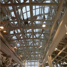 Ｌｕｍｉａｍｏｒｅ（ルミアモーレ）の画像｜式場の天井