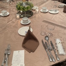 ホテルエミシア札幌の画像｜テーブル