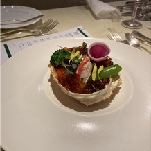 ＶＩＬＬＡ　ｄｅ　ＥＳＰＯＩＲ （エスポワール）の画像｜前菜　海鮮のサラダ