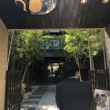 FUNATSURU KYOTO KAMOGAWA RESORT （国登録有形文化財）の画像｜入口