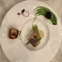 FUNATSURU KYOTO KAMOGAWA RESORT （国登録有形文化財）の画像｜お魚のお料理で、ソースと合ってとっても美味しかったです。
