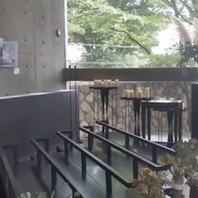 ザ・ヒルサイド神戸の画像｜チャペルの長椅子