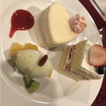 プレミアホテル　中島公園　札幌の画像｜デザート　ケーキ入刀したケーキも食べられました