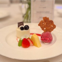 アール ベル アンジェ Ｎａｇｏｙａの画像｜ホワイトチョコのデザート