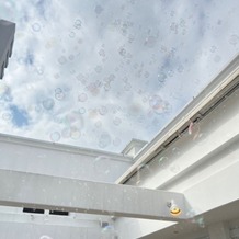 アール ベル アンジェ Ｎａｇｏｙａの画像｜空の見えるガーデン