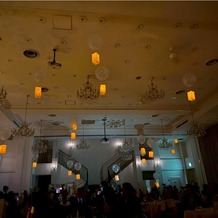 アール ベル アンジェ Ｎａｇｏｙａの画像｜電気を消してバルーンランタン