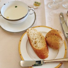 ルーデンス立川ウエディングガーデンの画像｜パンとスープ