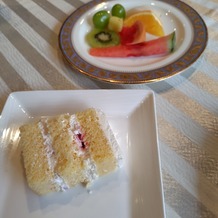 Ｒａｖｉｒ Ｏｋａｙａｍａ （ラヴィール岡山）の画像｜ウェディングケーキがとってもおいしかったです。
