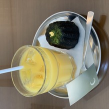 緑の迎賓館　ANGELINA（アンジェリーナ）の画像｜見学の際、引き出物で選ぶことができるカヌレを試食させていただきました！