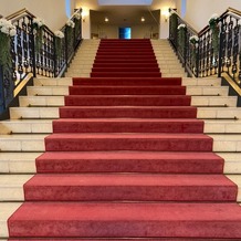 緑の迎賓館　ANGELINA（アンジェリーナ）の画像｜階段