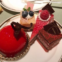 ウエディングヒル　東京ベイ幕張の画像｜デザートブッフェのケーキ