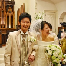 アイルマリー横浜（I’LLMARRY YOKOHAMA)の画像｜新郎新婦の挙式退場