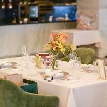 SHIROYAMA HOTEL kagoshimaの画像｜ゲスト用テーブル。
シンプルですが、料理が並ぶのでちょうどよかったです。