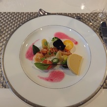 ＡＮＥＬＬＩ　軽井沢（アネーリ　軽井沢）の画像｜「オードブル オマールエビのサラダ仕立てフォアグラムース添え」
エビがプリプリで美味しかったです。