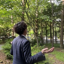 ＡＮＥＬＬＩ　軽井沢（アネーリ　軽井沢）の画像｜会場の敷地は自然豊かでマイナスイオンたっぷり