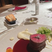 グランドプリンスホテル高輪 貴賓館の画像｜コース料理のお肉は柔らかいです