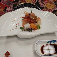 石苔亭いしだの画像｜海老やお魚料理。鶴が描かれていて感動しました。