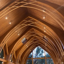 ララシャンス　博多の森の画像｜広い天井と、イルミネーション