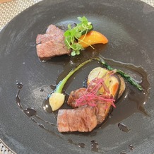 ララシャンス迎賓館の画像｜2種類のお肉と異なったソースで美味