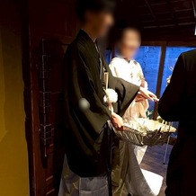 THE FUJIYA GOHONJIN（藤屋御本陳）の画像｜お見送り時、披露宴会場外の廊下です