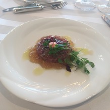 神戸メリケンパークオリエンタルホテルの画像｜前菜に出てきたマグロのサラダです。味付けがとっても美味しかったです！