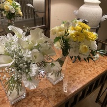 神戸メリケンパークオリエンタルホテルの画像|ウェディングドレス用、カラードレス用の2種類のブーケを用意していただきました。