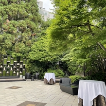 白金迎賓館 アートグレイスクラブの画像｜緑が豊富で都会にはあまりないガーデンだと思いました