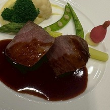横浜ベイシェラトン ホテル＆タワーズの画像｜特選黒毛和牛のポワレ 季節野菜を添えて