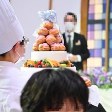 MARRYGRANT AKASAKA（マリーグラン アカサカ）の画像｜クロカンブッシュ乗せウェディングケーキ(オプション)