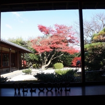 The Private Garden FURIAN 山ノ上迎賓館の画像｜会場から見える紅葉です。