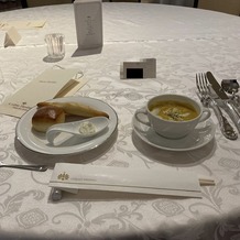 エルセルモ広島の画像｜試食・パンと野菜のポタージュ