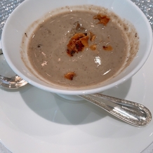 伊勢山ヒルズの画像｜コース料理の中でも最も美味しかったスープ。