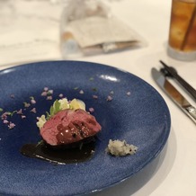 伊勢山ヒルズの画像｜試食会でいただいたお肉、とても柔らかく美味しかったです。シェフのフランベショーも見れました。