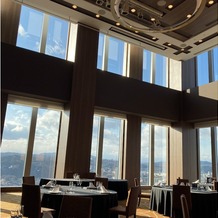 ウェスティンホテル仙台の画像｜天井が高く窓が2面あるのが魅力的