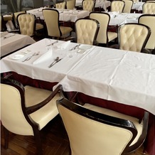 DAZZLE（レストランダズル）の画像｜披露宴会場テーブル