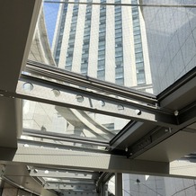 グランドニッコー東京 台場の画像｜挙式会場１へ向かう専用通路。