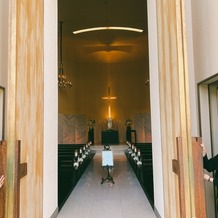 北山ル・アンジェ教会の画像｜重厚感のある扉