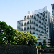 パレスホテル東京（PALACE HOTEL TOKYO）の画像｜ホテルの外観。緑も多くすごく素敵な空間です。