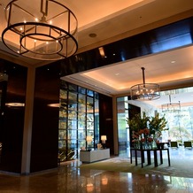 パレスホテル東京（PALACE HOTEL TOKYO）の画像｜ロビー。ゲストがまず最初に入る場所なので重要だと思います。とても品のある空間でした。