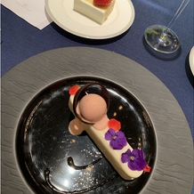 パレスホテル東京（PALACE HOTEL TOKYO）の画像｜ウエディングケーキとチーズケーキ