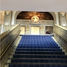 ホテルニューグランドの画像｜本館階段