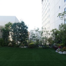 西鉄グランドホテルの画像｜ホテル側庭園です　様々な樹種が植えてあるので季節ごとに違った景色となると思います