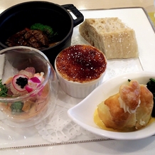 アニヴェルセル　東京ベイの画像｜試食会で提供されたワンプレートです