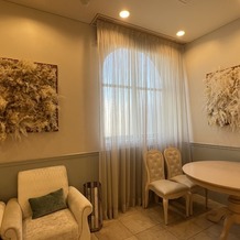アニヴェルセル 白壁の画像｜待合室スペース