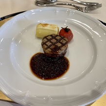 FOREST TERRACE　明治神宮・桃林荘の画像｜試食会のお肉料理。