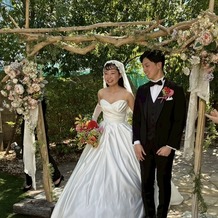 アルカーサル　ビエントスの画像｜チャペル外のお庭も好きな空間でした